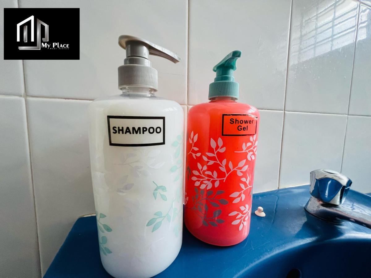 2 Storey 5Br 16Pax Semabok Taman Cheng Ho, 3 By Myplace Malacca エクステリア 写真